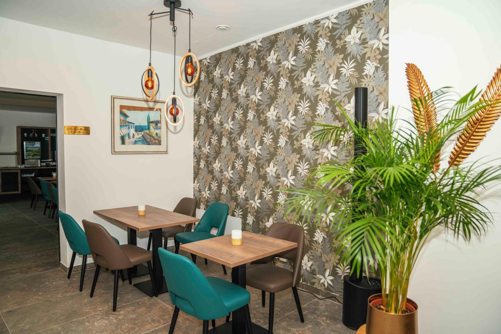 Central Hotel & Lounge Adult Only Γκόσλαρ Εξωτερικό φωτογραφία
