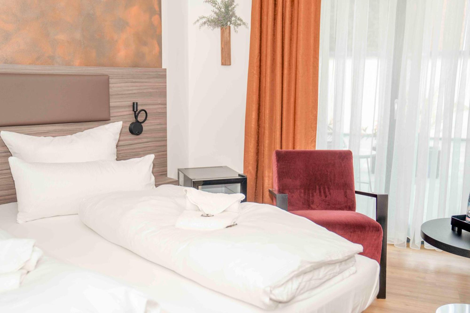 Central Hotel & Lounge Adult Only Γκόσλαρ Εξωτερικό φωτογραφία