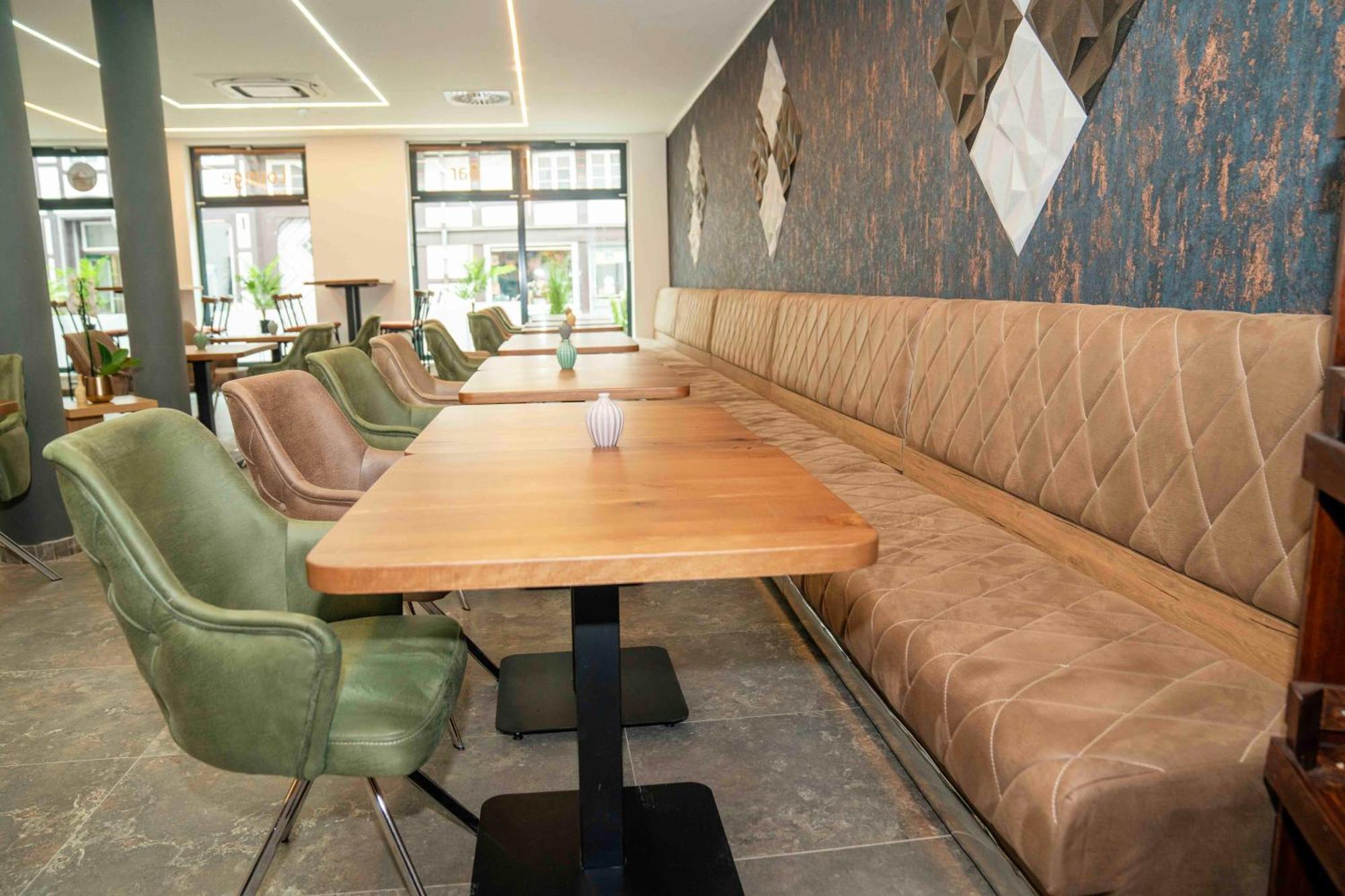 Central Hotel & Lounge Adult Only Γκόσλαρ Εξωτερικό φωτογραφία