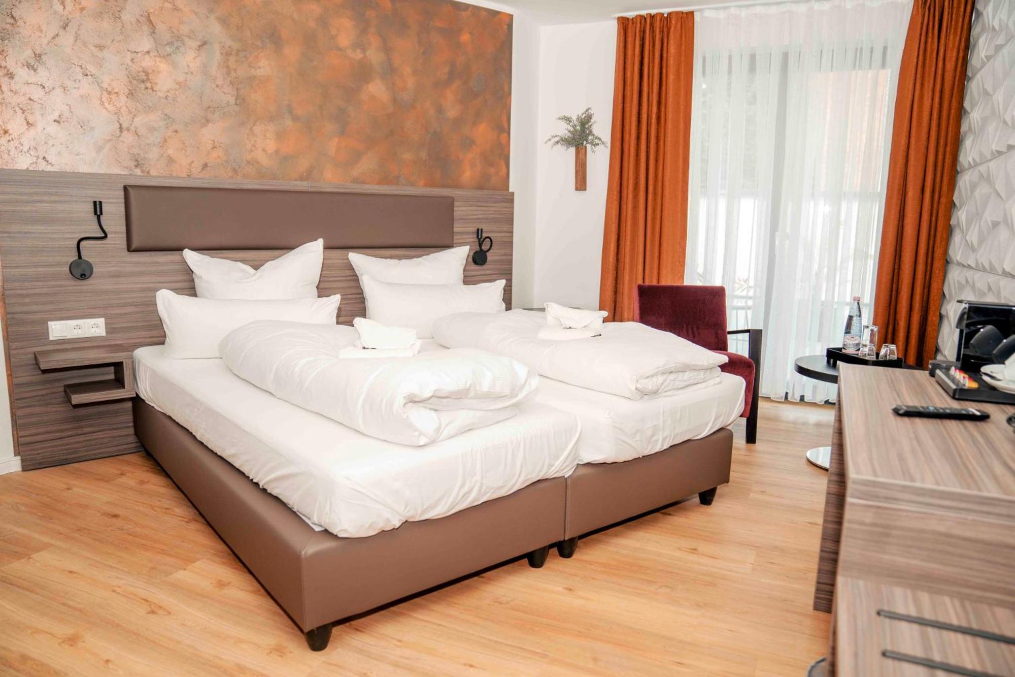 Central Hotel & Lounge Adult Only Γκόσλαρ Εξωτερικό φωτογραφία