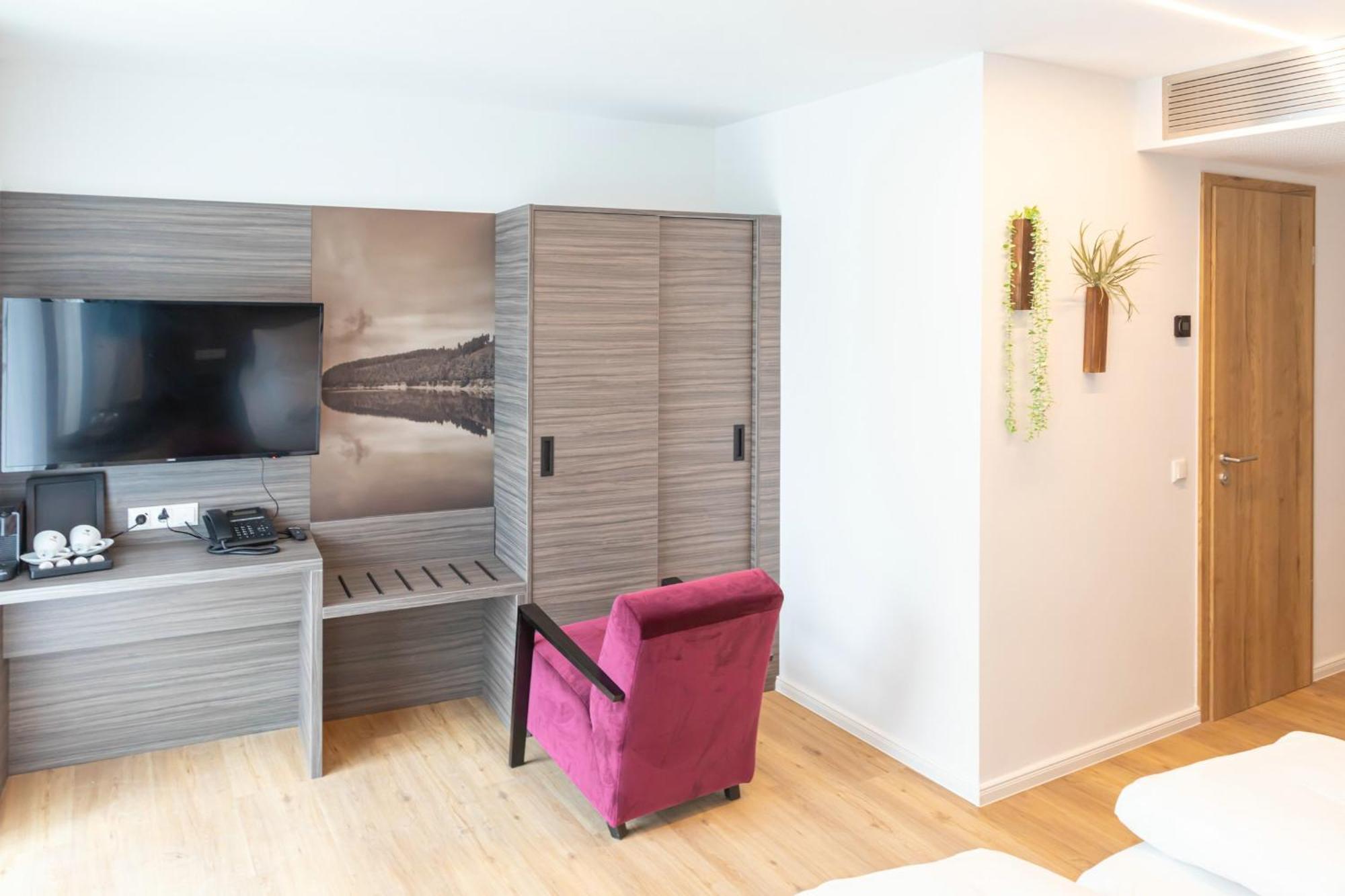 Central Hotel & Lounge Adult Only Γκόσλαρ Εξωτερικό φωτογραφία